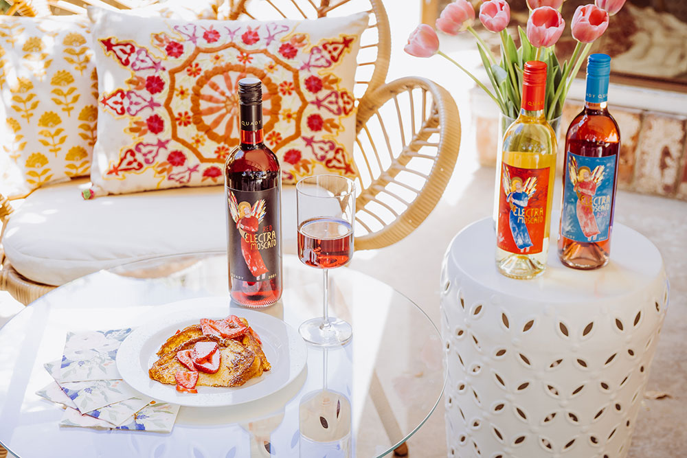 Best Moscato Wines: Red Electra Moscato with French Toast and strawberries