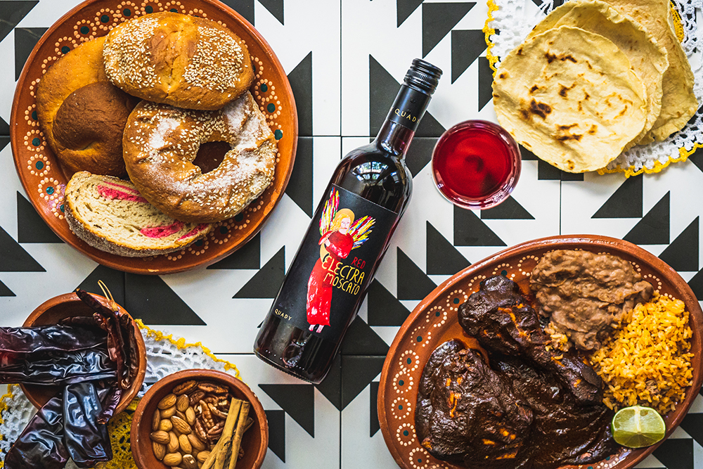Red Electra Moscato with chicken mole, sweet bread and tortillas